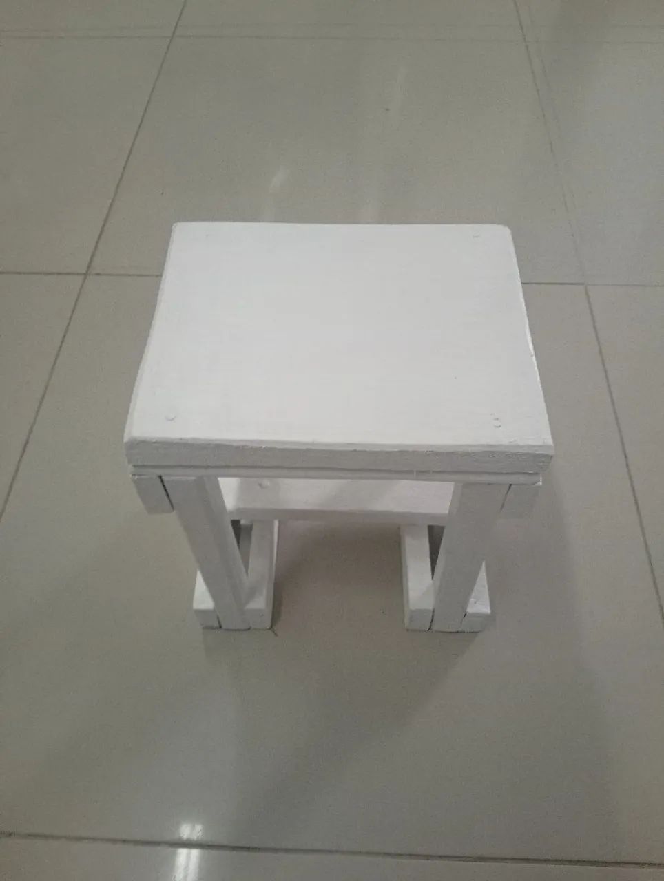 Banquinho/mesinha/cômoda/criado mudo - Foto 2