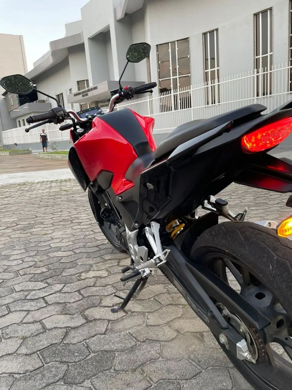 CB Twister 300 - Foto 5