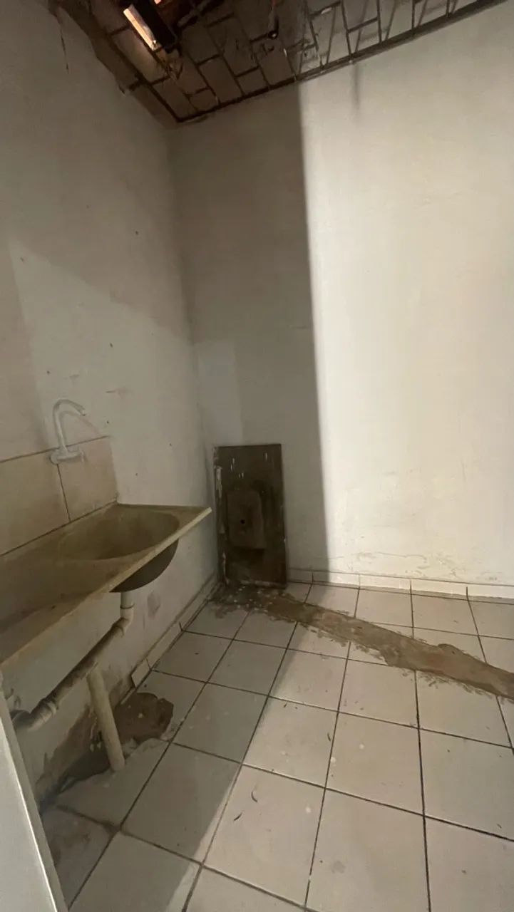 Alugo Sala Comercial no Centro  - Foto 4