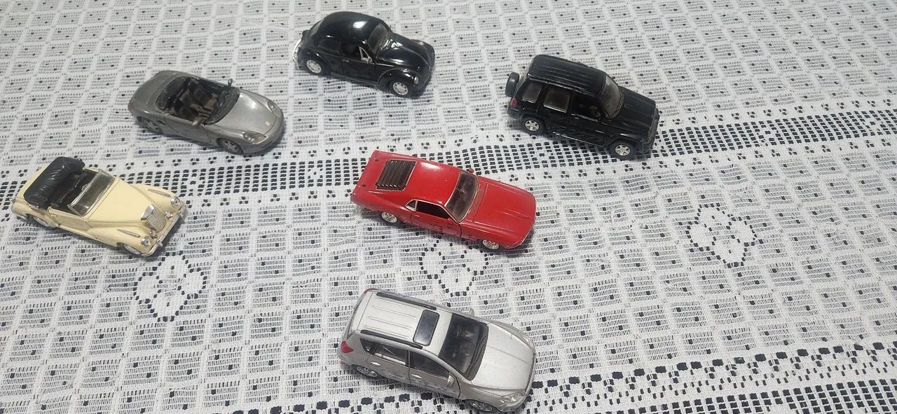 Diversos modelos de miniaturas metálicas - Foto 4