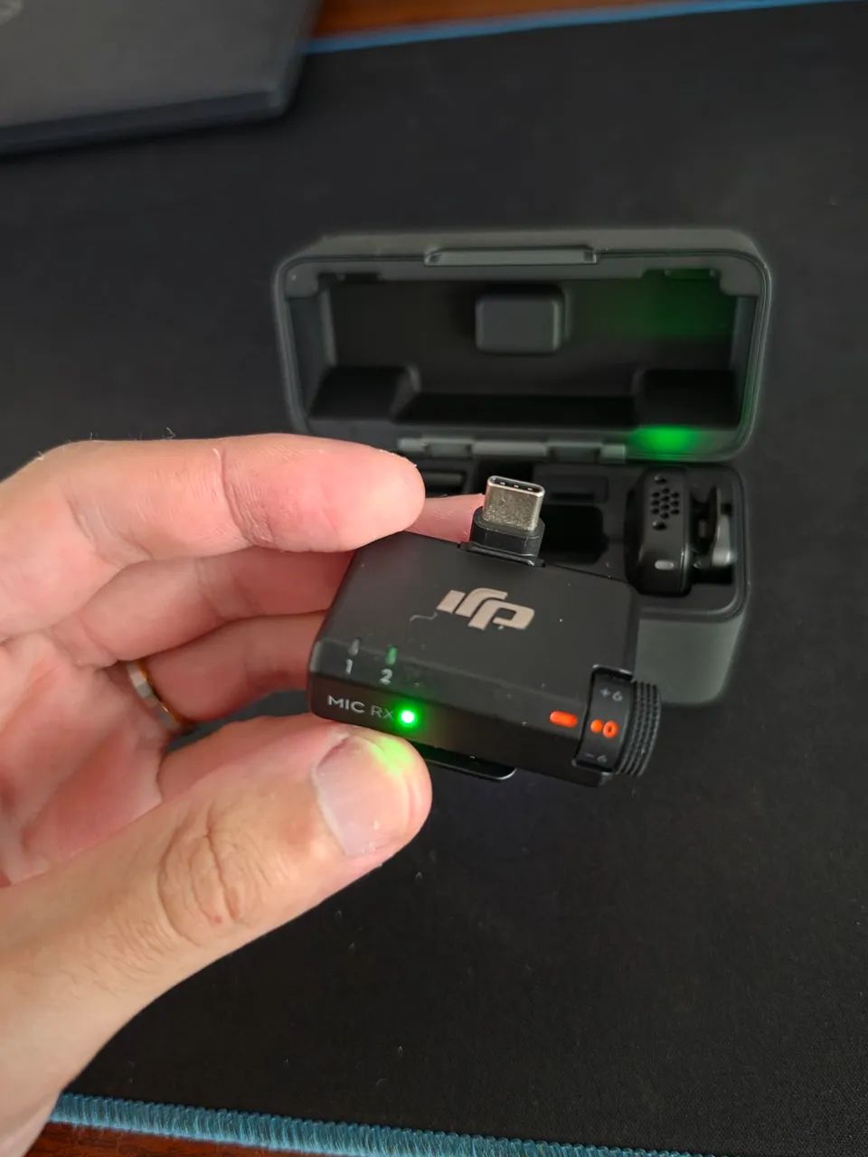 Microfone Sem Fio DJI Mic Mini (2 TX Microfone + 1 RX Receptor com Case - Foto 3