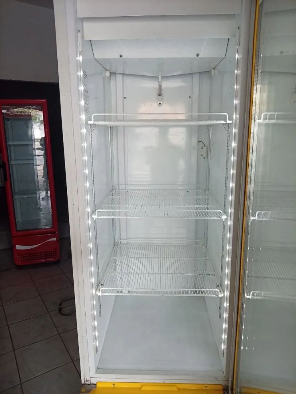 Cervejeira semi novo  - Foto 2