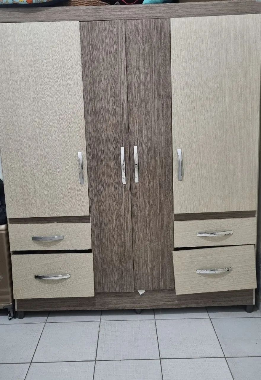 Guarda roupa 