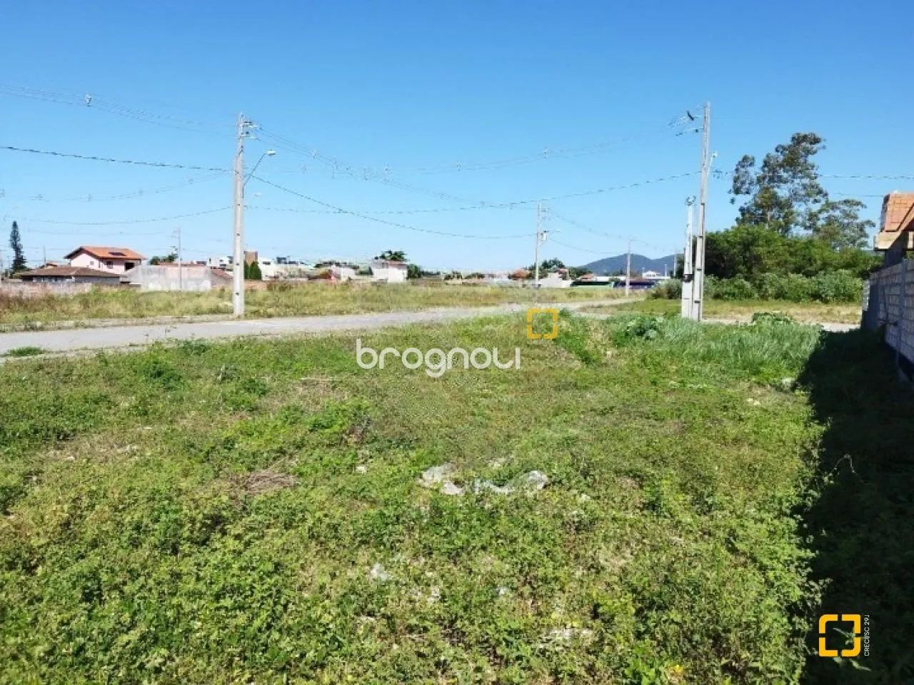 Vende -se Terreno de 444,63m² no Bairro Carianos - Florianópolis SC - Foto 2