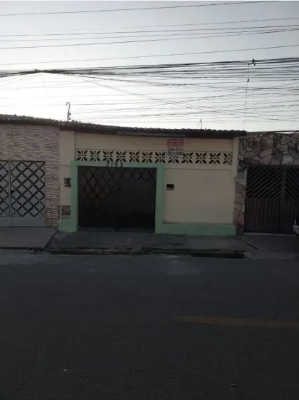 -CASA NA VILA BRASIL 