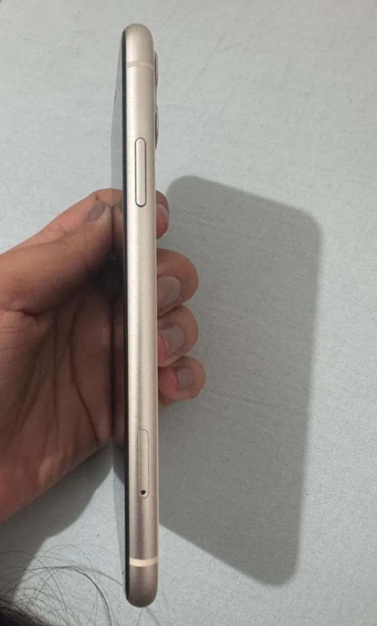 iPhone 11 64 GB   - Foto 3
