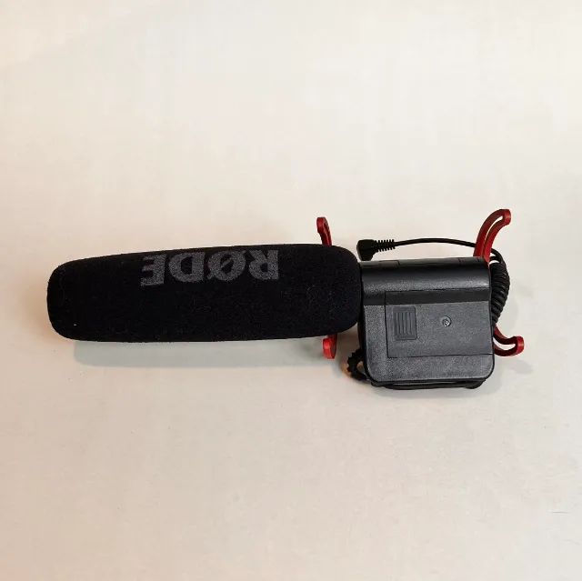 Rode VideoMic com Sistema Rycote para Câmera DSLR Mirrorless