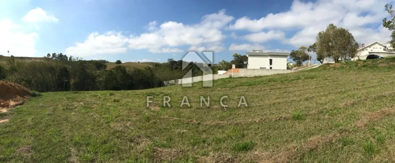 Terreno Condomínio em Jacareí