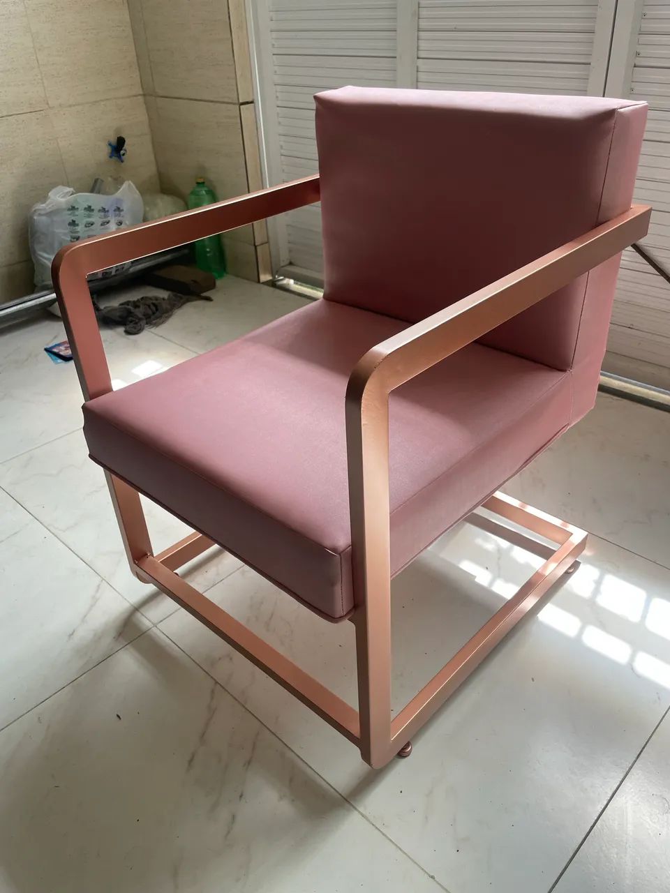 Poltrona minimalista  - Foto 4
