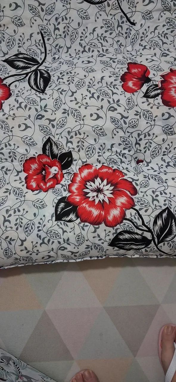 Almofada para assento ou encosto de sofá ou móveis de para sacadas  - Foto 4