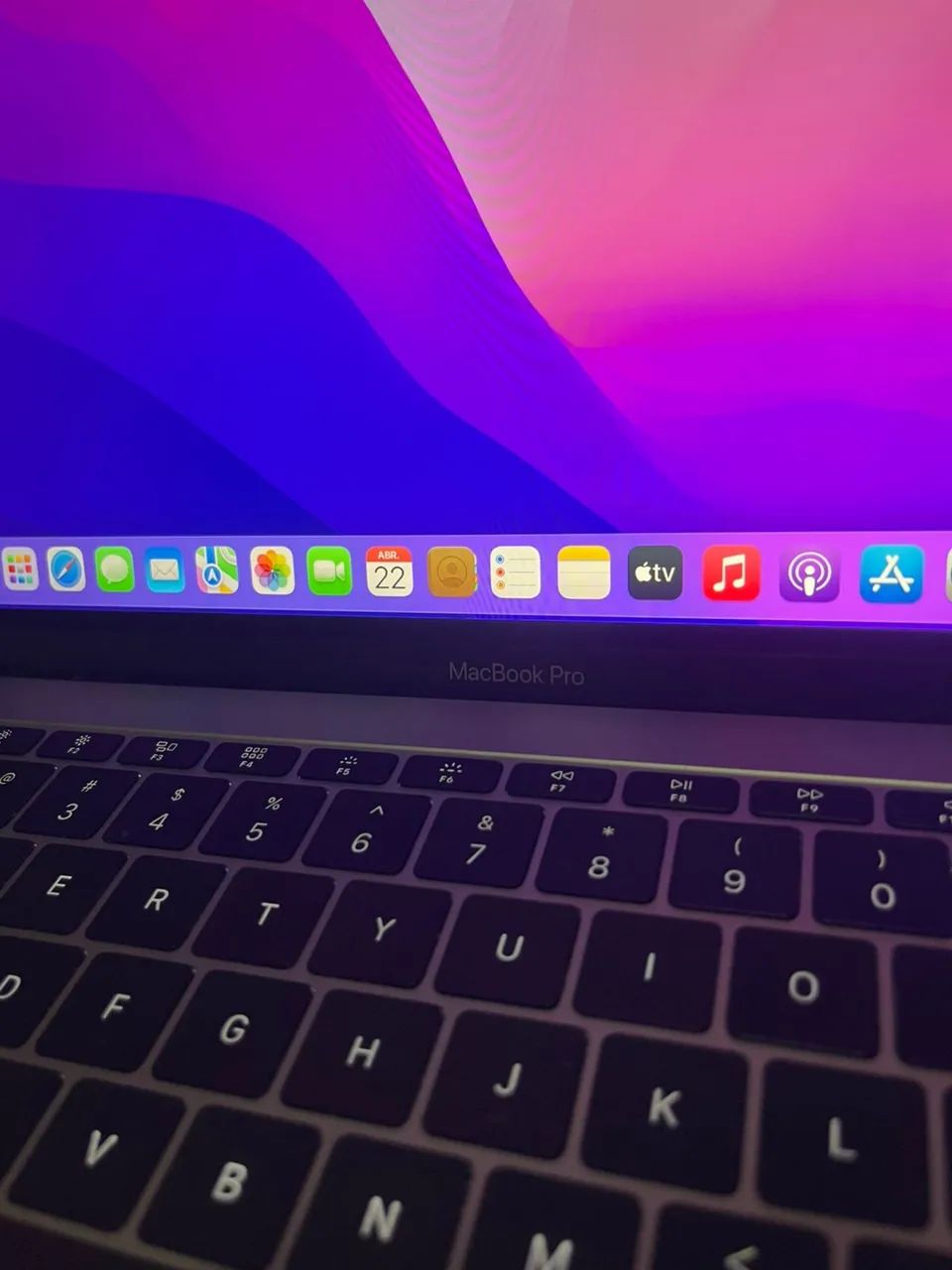 Vendo MacBook Pro 256 GB versão 17 ,usado poucas vezes  - Foto 3