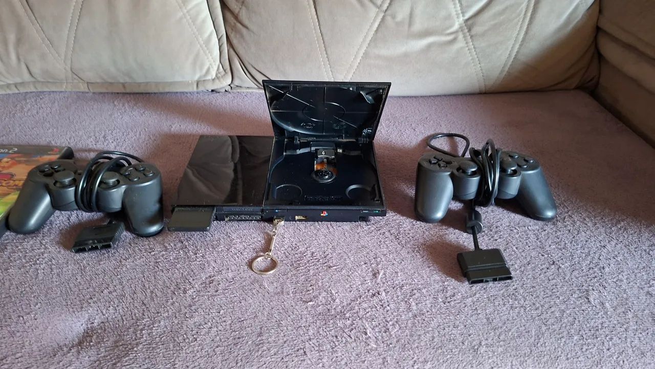 Vendo Playstation 2 - Foto 2