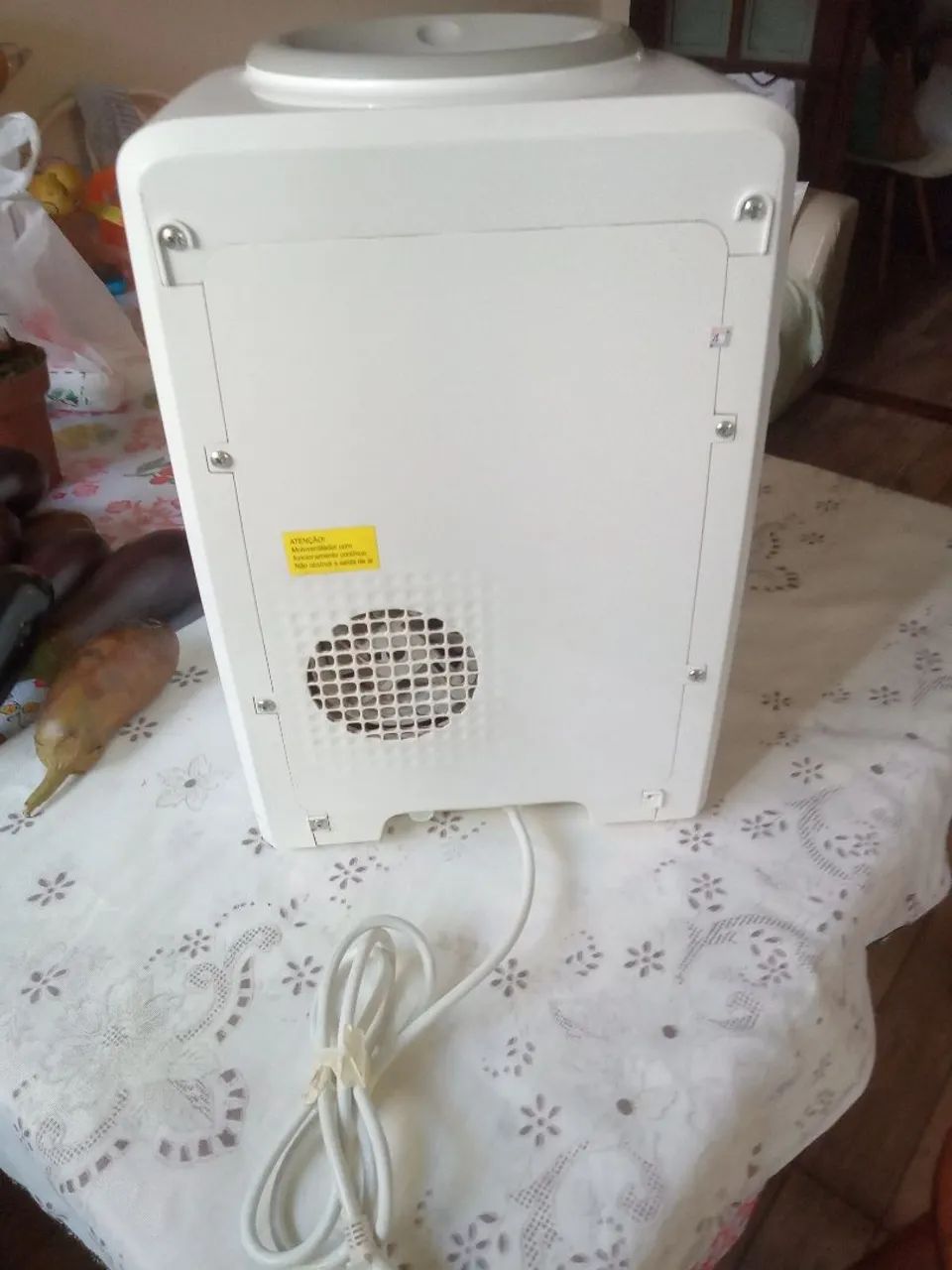 Bebedouro Garrafão Electrolux - Água Gelada e Fria  - Foto 2