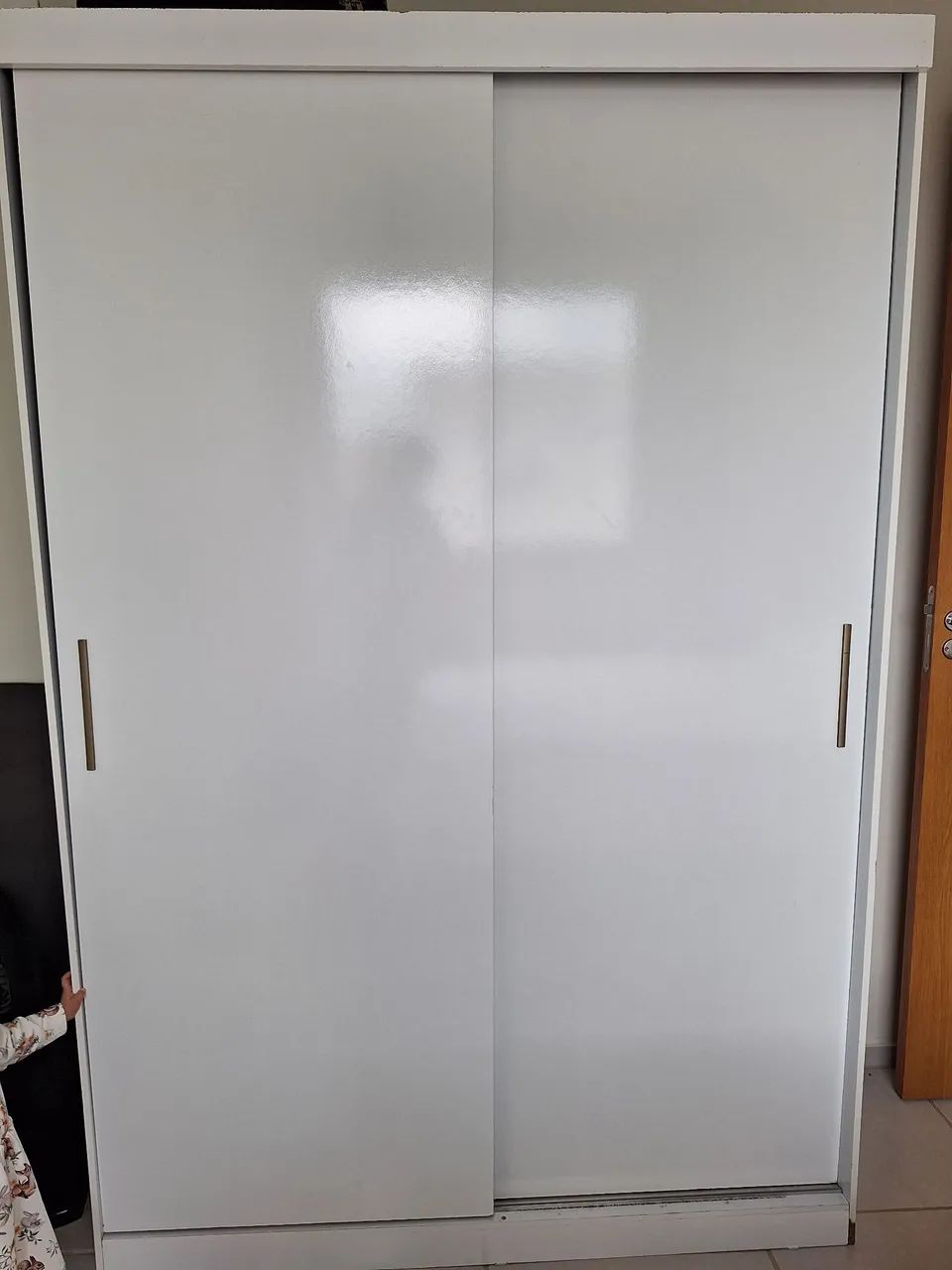 Guarda-Roupa Solteiro Branco 2 Portas de Correr - Foto 2