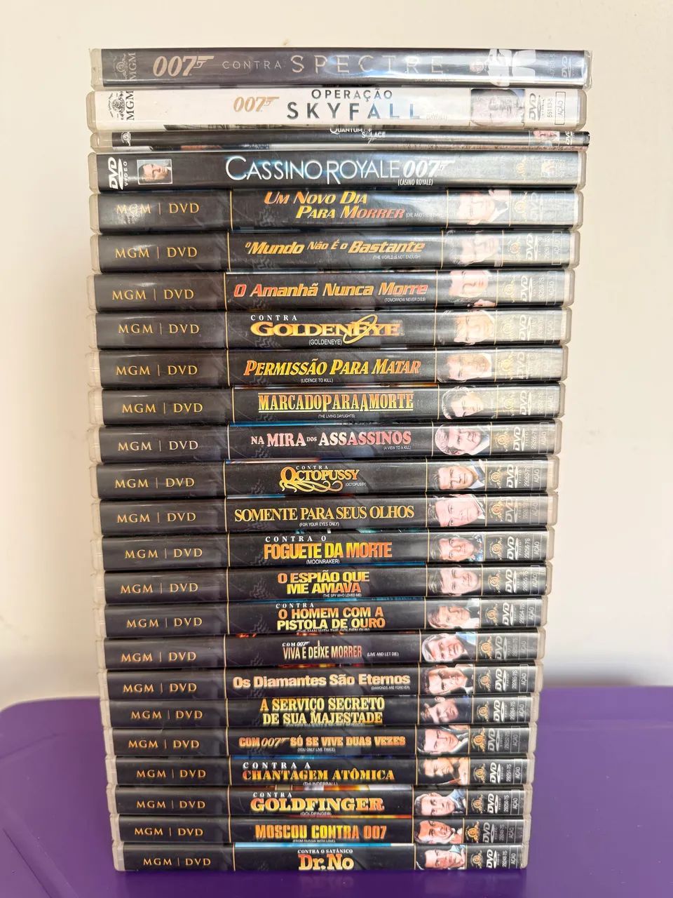 Coleção de DVDs dos Filmes de 007 - James Bond - Foto 4