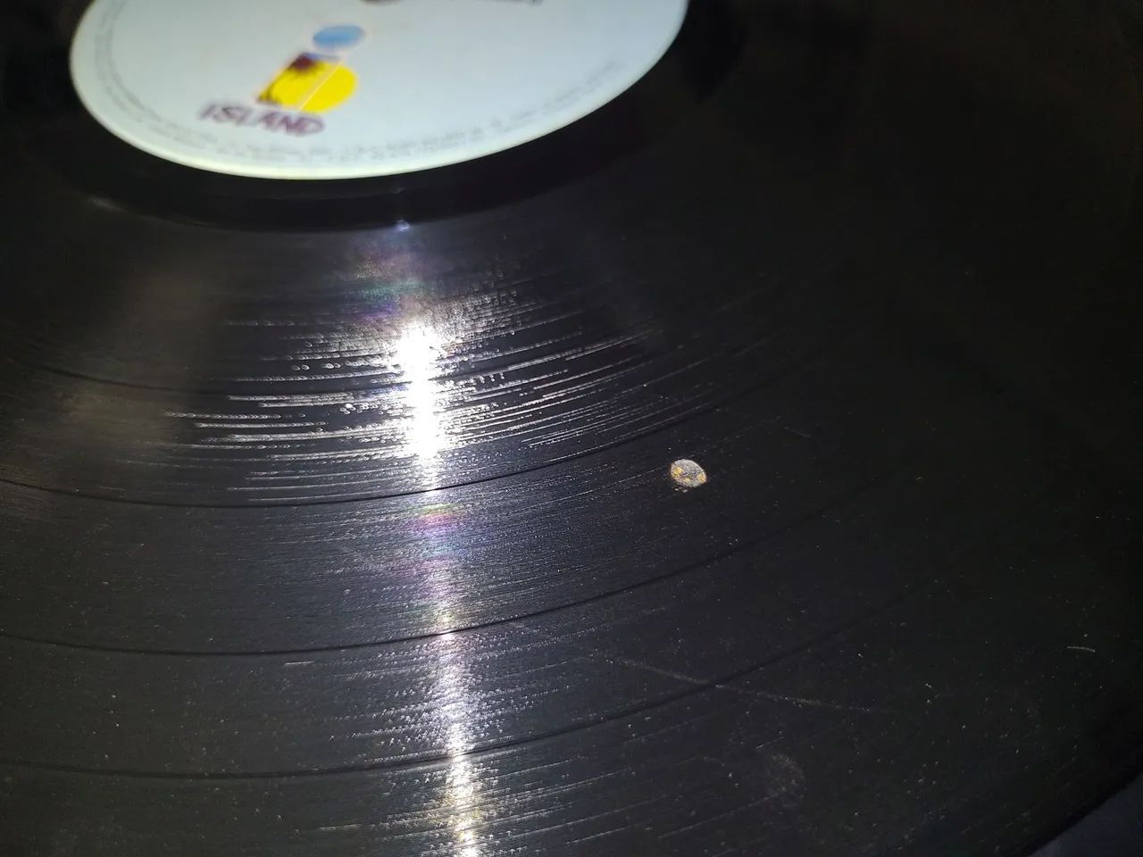 Bob Marley LP Vinil, capa ótimo estado, 1 faixa com buraco. - Foto 3