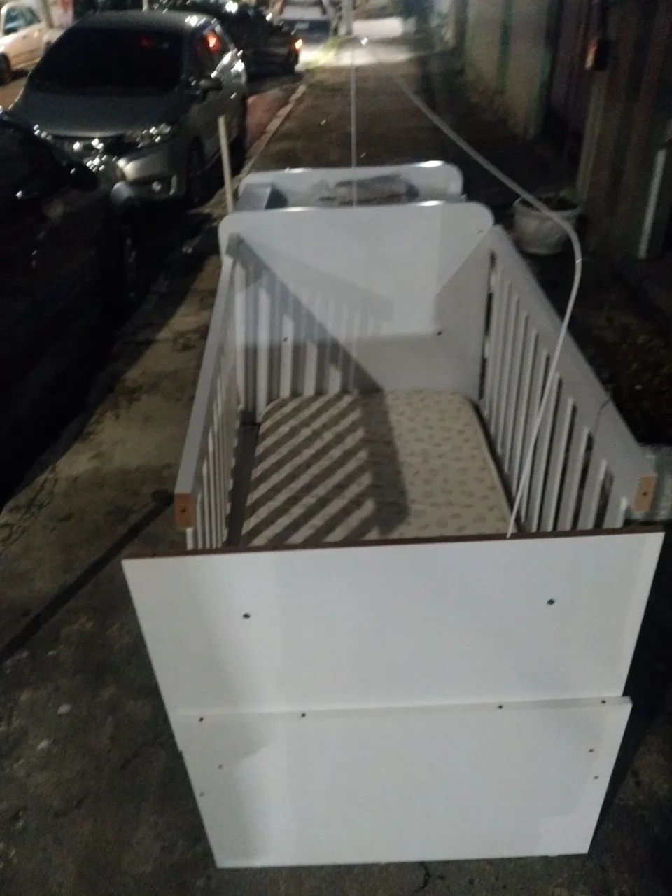 berço infantil com bau multifunciknal com cama cochao  - Foto 3