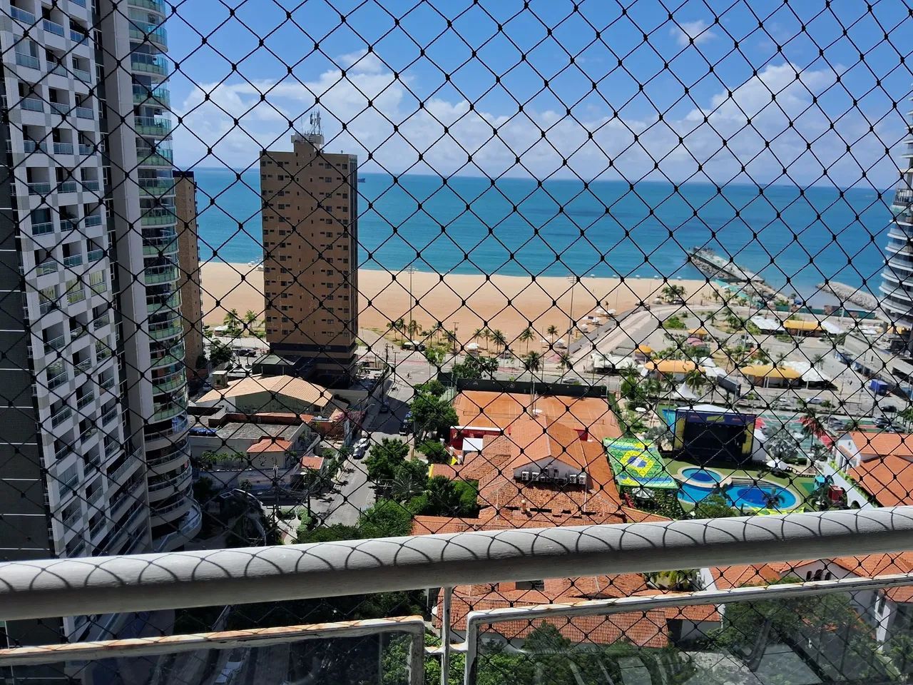 Mirante Del Maré 2 suítes climatizadas Mobiliado! - Foto 3
