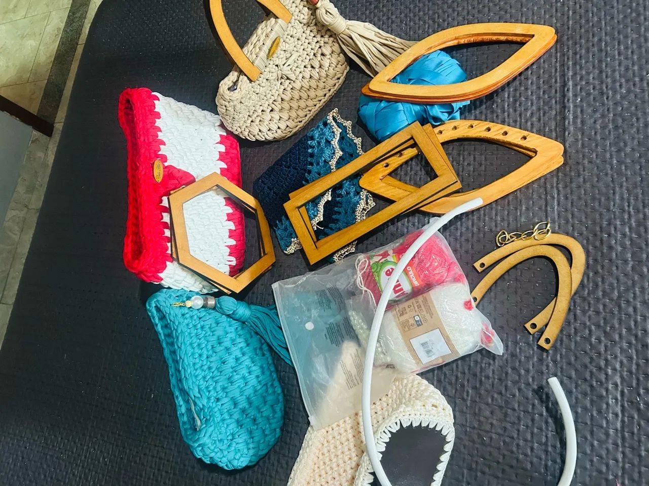 Bolsas, alças e acessórios de crochê  - Foto 2
