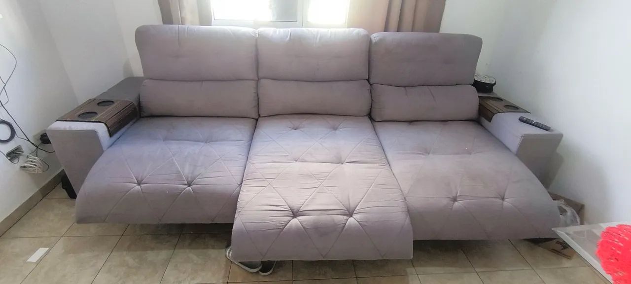 Sofá Retrátil R$ 800
