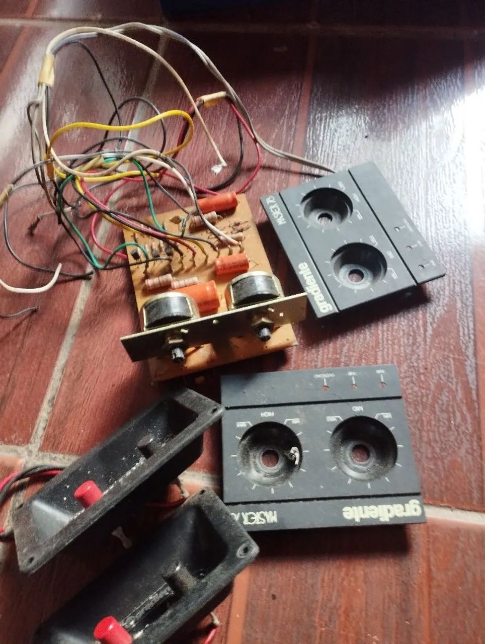 Divisores de frequência gradiente Master 78 original o par  - Foto 4