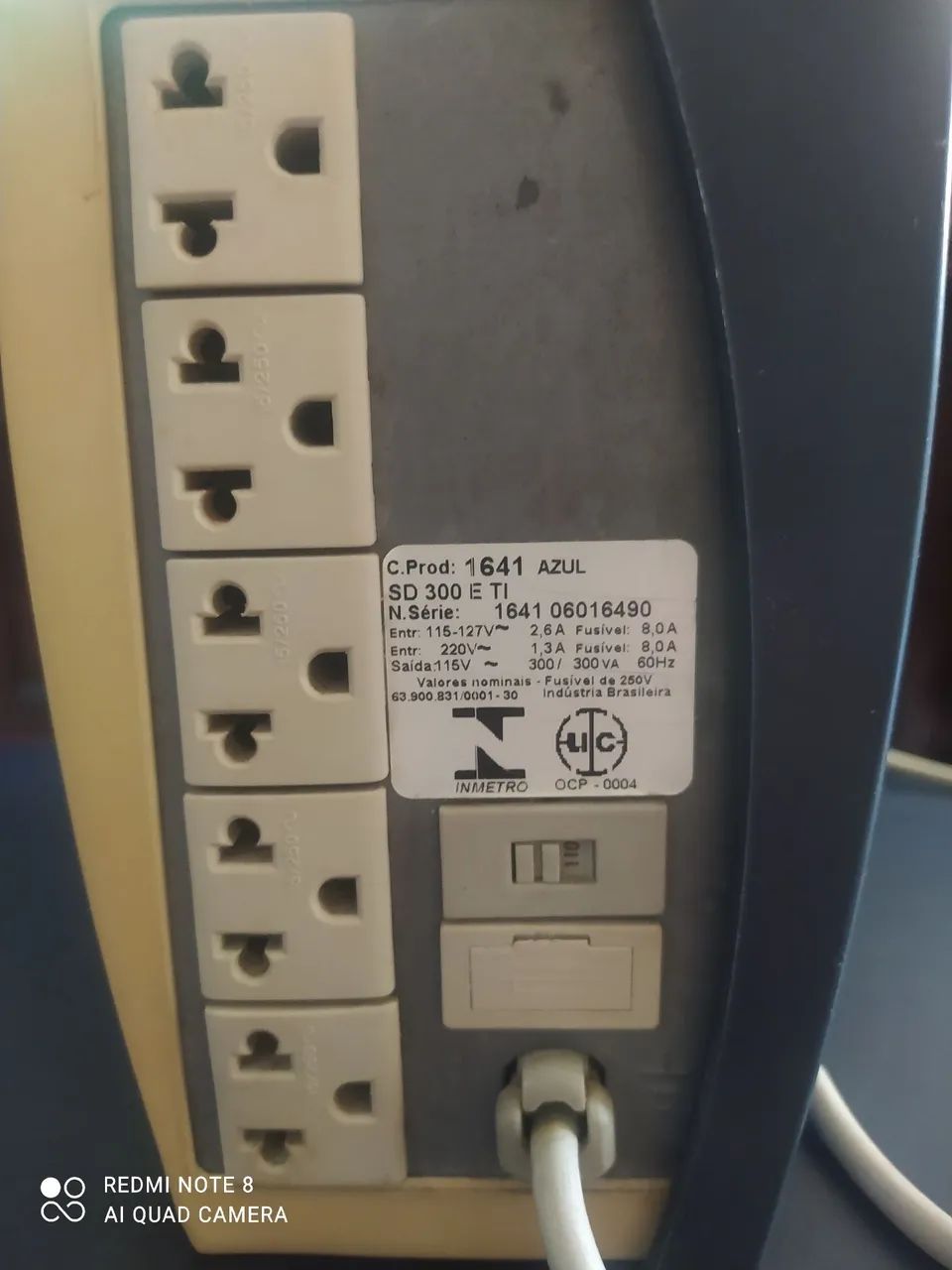 Estabilizador 5 tomadas, 110/220V - Foto 2