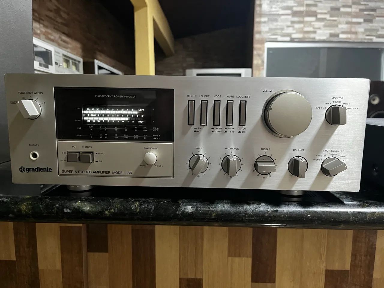 Amplificador Integrado Gradiente Model 366 - Lindíssimo e Revisado!!!