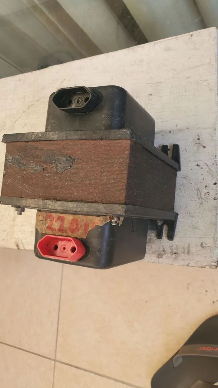 Transformador de 220v para 100v ou 100v para 220v - Foto 3
