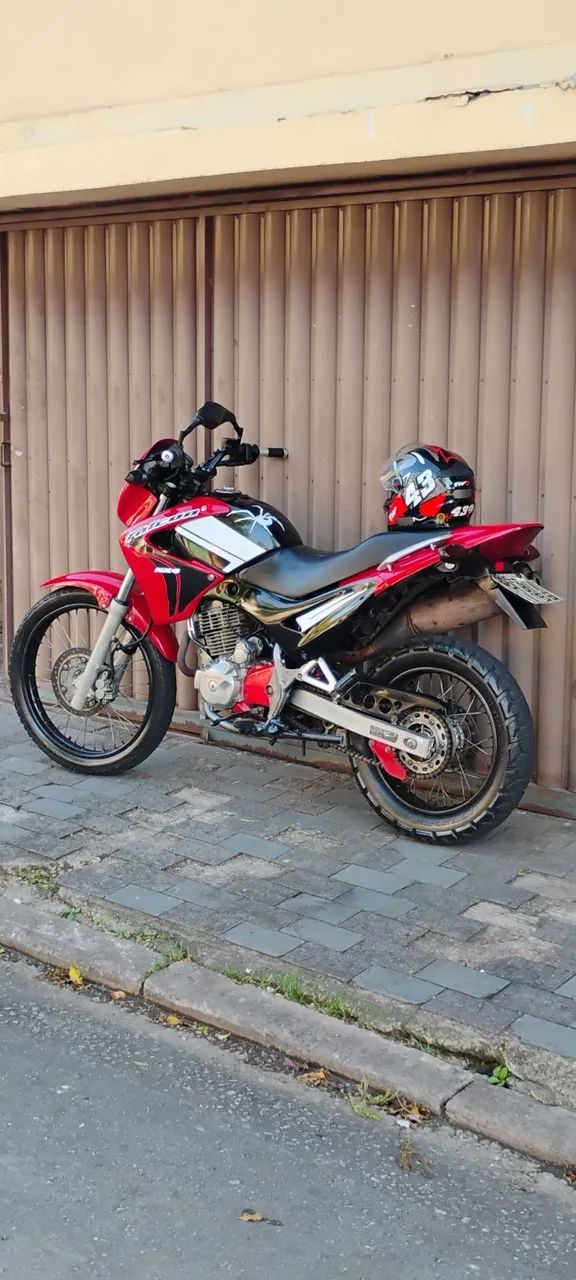 NX4 FALCON 400 - Foto 2