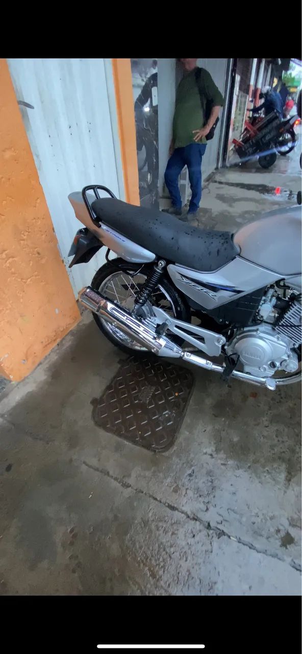 YBR 125 E - Foto 4