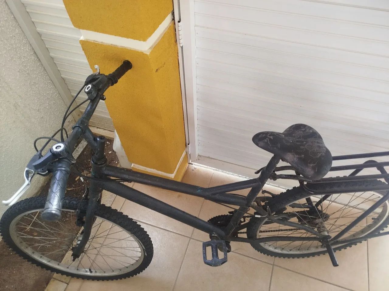 Bicicleta aro 26 em perfeito estado para uso ! - Foto 2