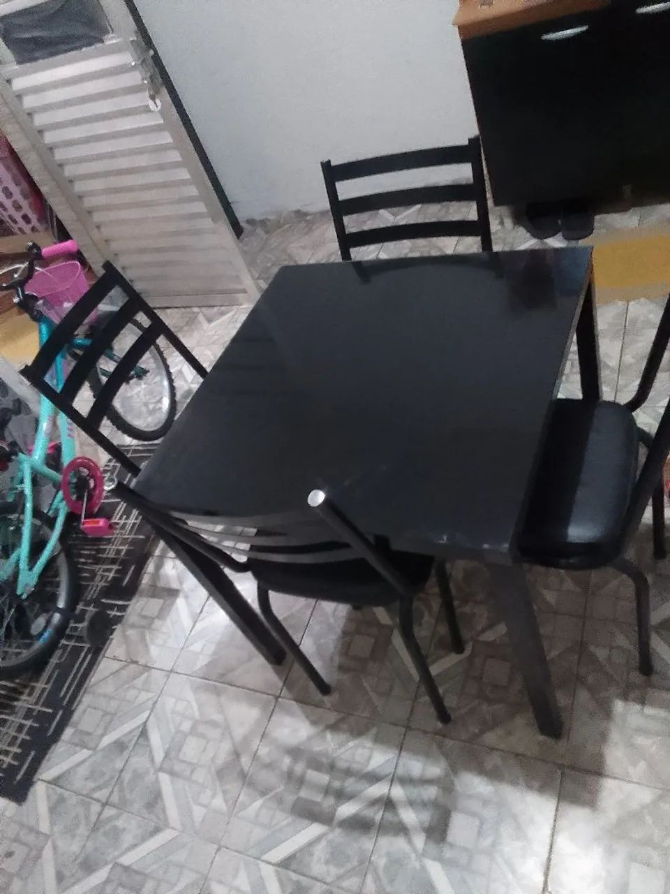Mesa de vidro preta 
