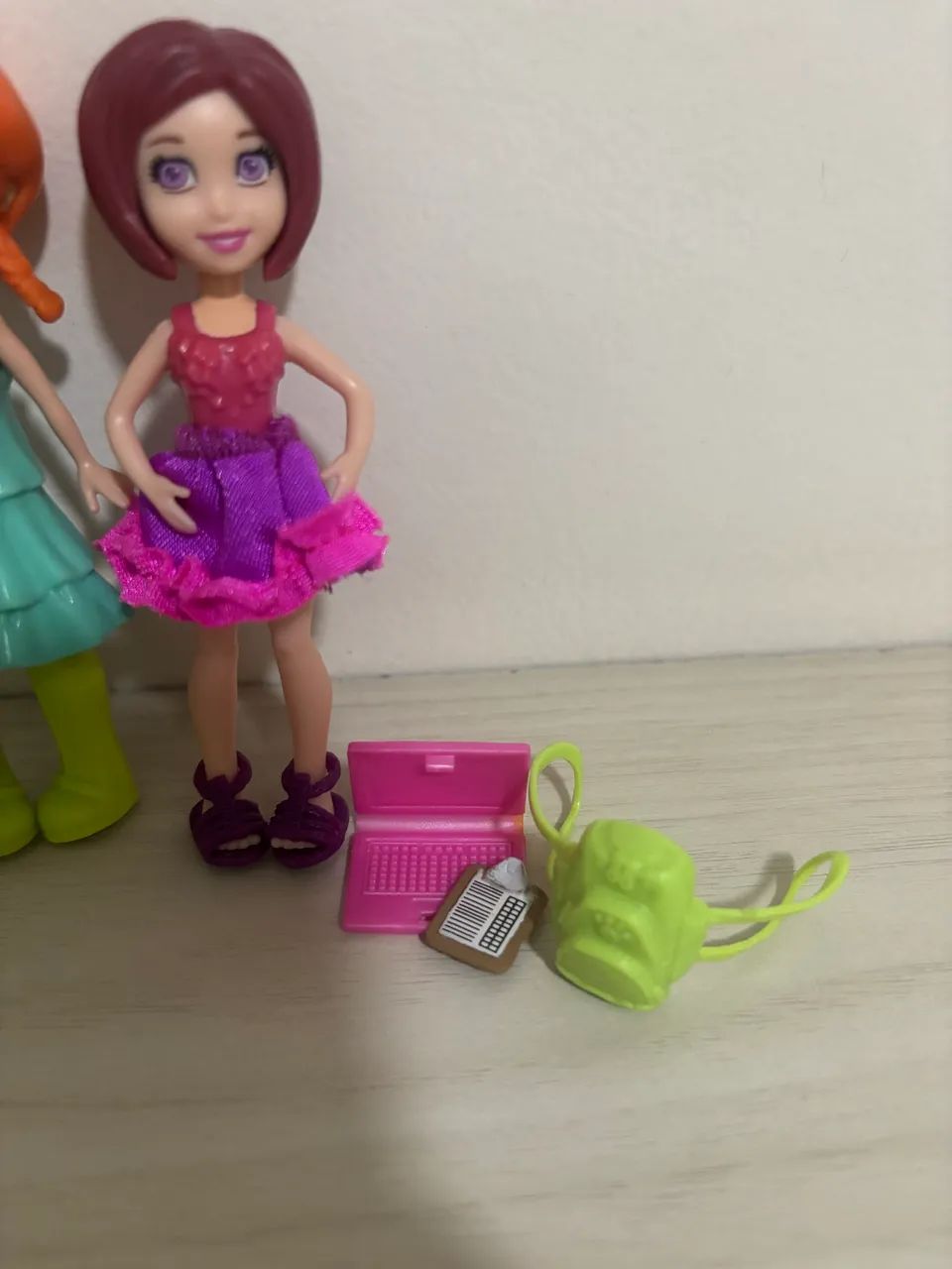 Kit 2 Pollys + roupas  - Foto 4