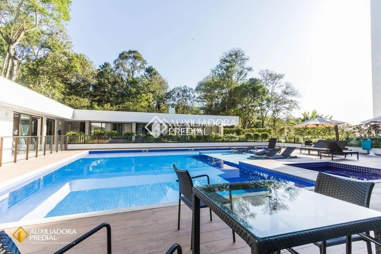 Apartamento à venda 2 quartos, 1 suíte, 2 vagas no Itacorubi, Florianópolis-SC. - Foto 2