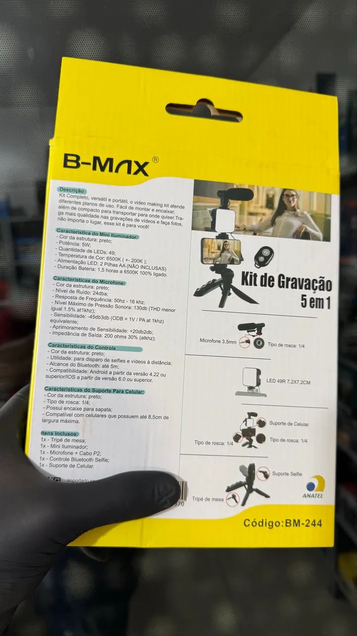 Kit de Gravação 5 em 1 com Tripé, LED e Microfone P2 - Foto 2