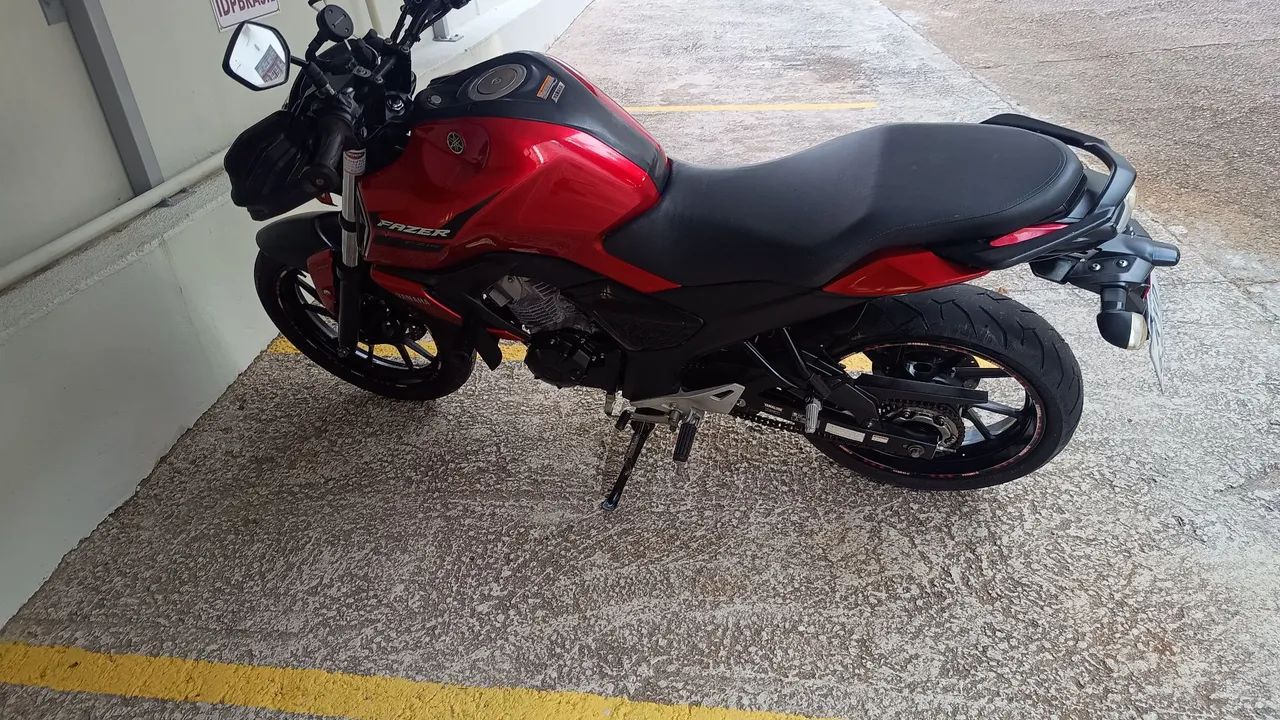 FZ15 ABS com 14 mil km - Foto 3