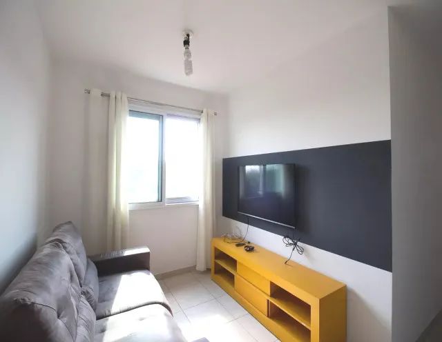 Apartamento ( 2 dormitórios ) , aluguel anual com caução e com mobília. 