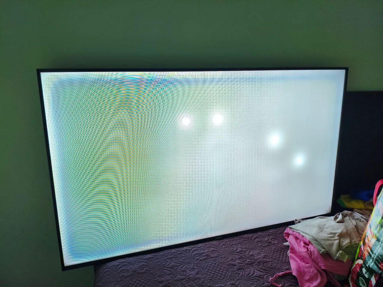 TV smart Samsung 48p - com defeito.