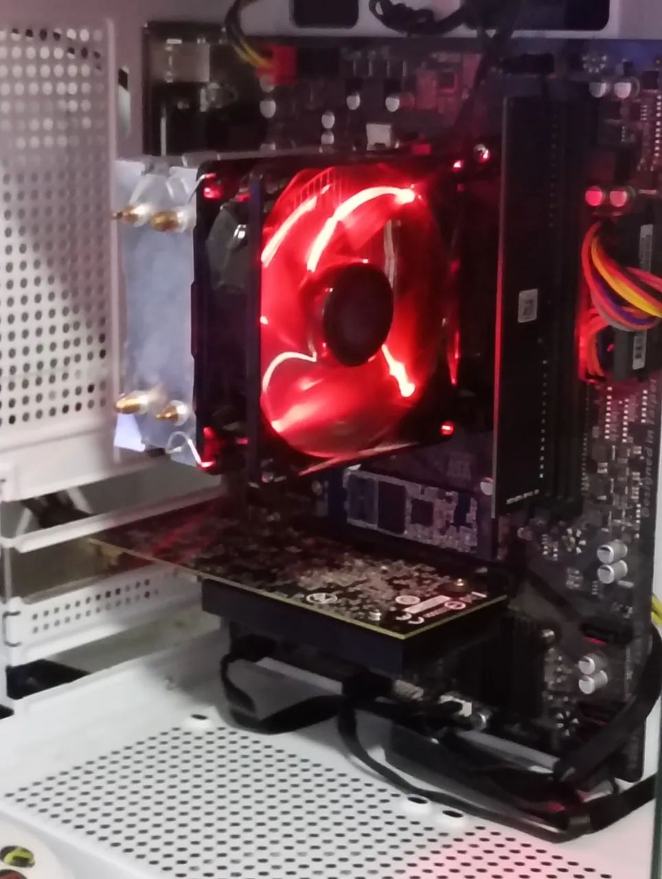 Placa de video GT 1030  - Foto 5