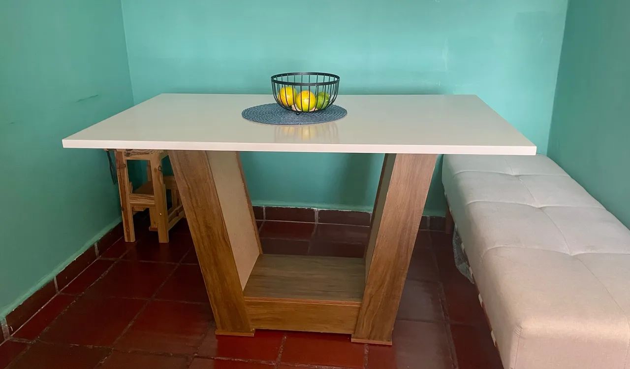 Mesa jantar 136x77cm