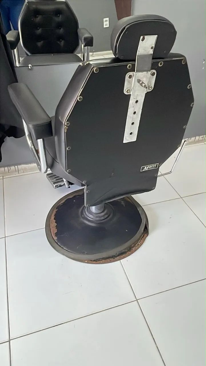 Cadeira de barbeiro  - Foto 2