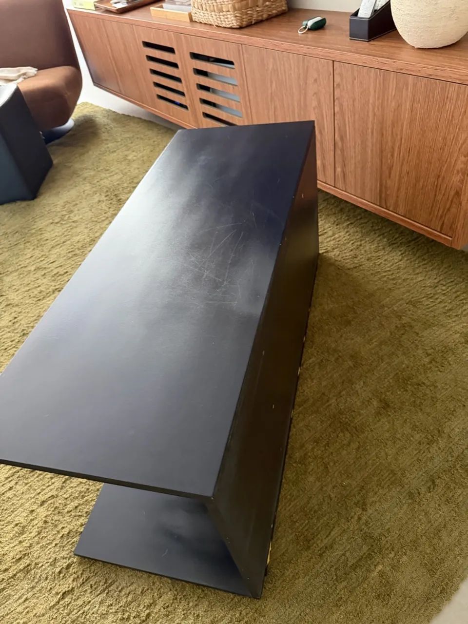 Mesa de apoio em MDF preto - Foto 2