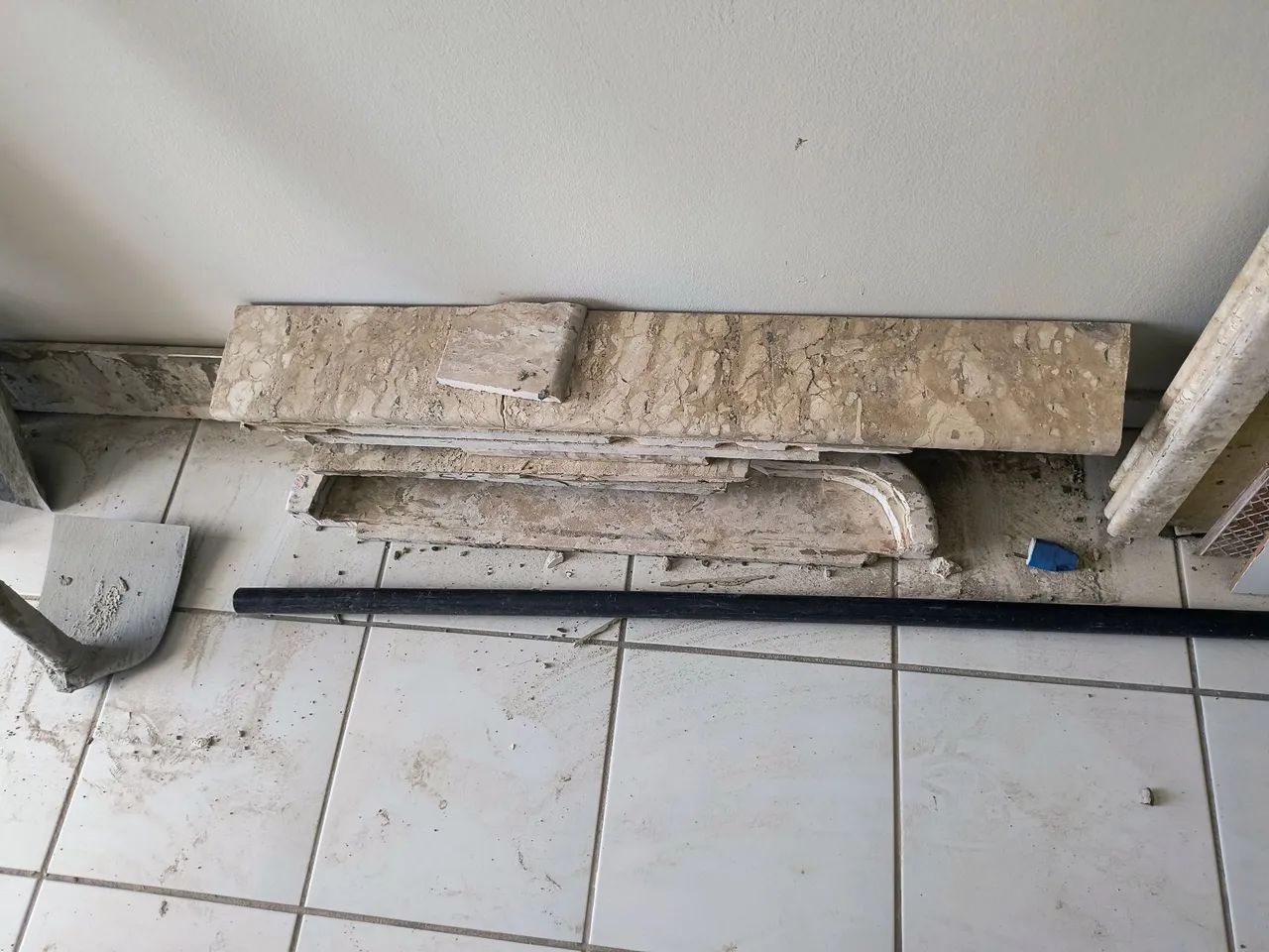 Peças em granito polido