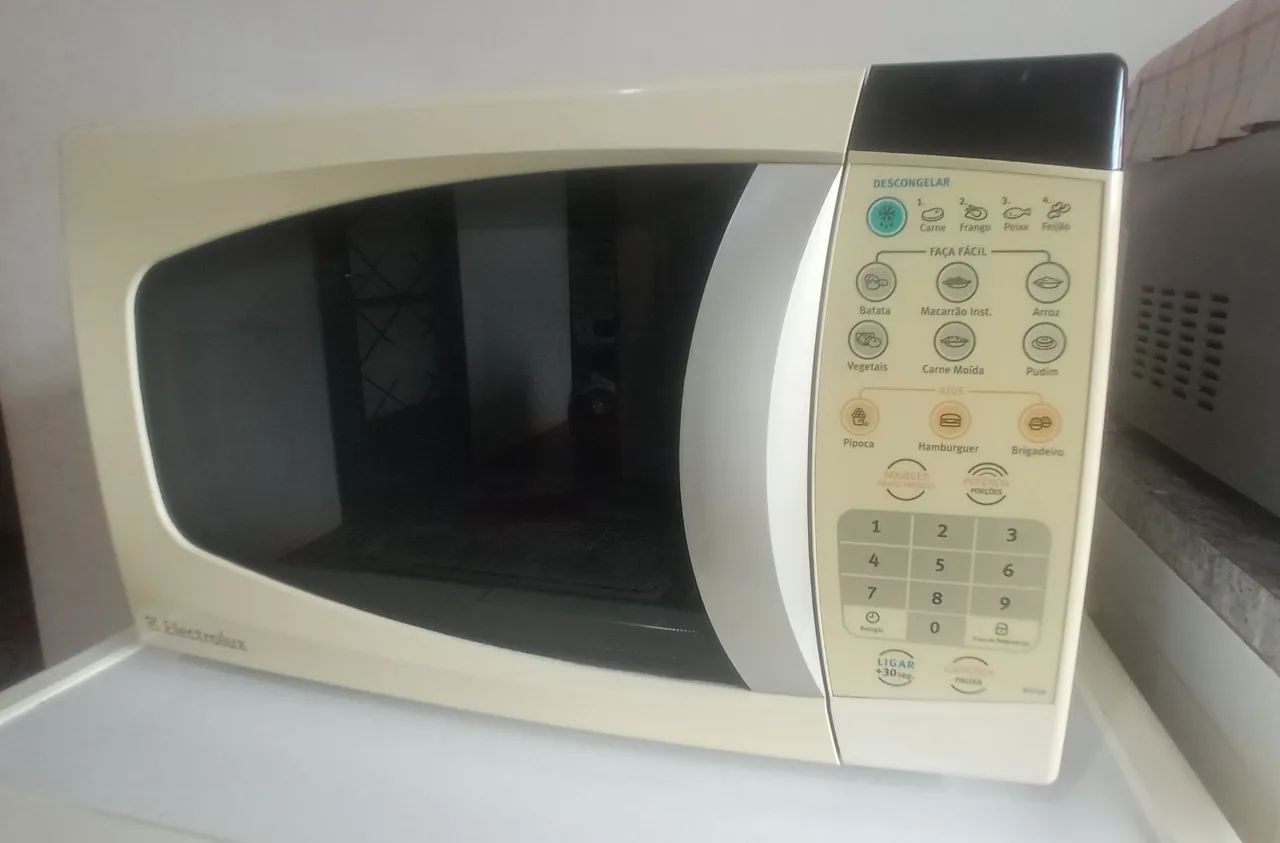 MICROONDAS ELECTROLUX 20 LITROS ? - Foto 2