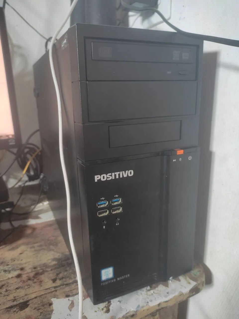 CPU ddr4 i7 6°geração 8gb de ram SSD de 240gb+HD de 500gb