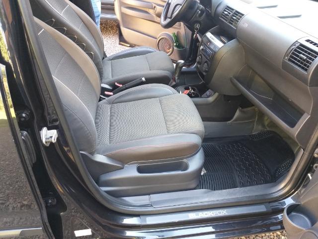 VW Fox 1.0 Blackfox completo com 61 mil km - Foto 14