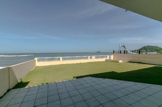 Casa frente mar com 5 dormitórios sendo 1 suíte, Barra Velha - SC - Foto 3