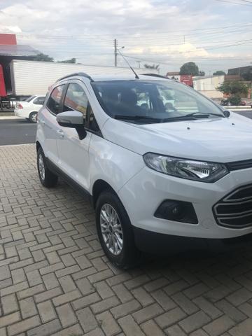 Ford Ecosport SE 16/17 AT, 1.6 Flex Branca - Foto 2