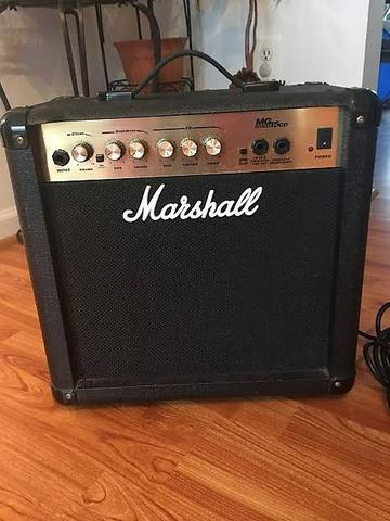 Amplificador / cubo para guitarra Marshall MG15 - Foto 2
