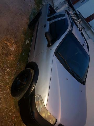 Strada 1.8 8v com GNV